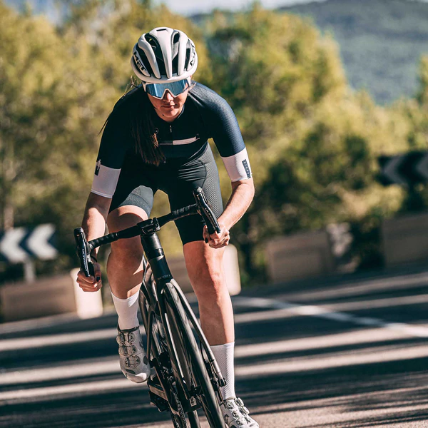 maillot_unisex_infinity_midnight_gobik_warm_series22_4_600x