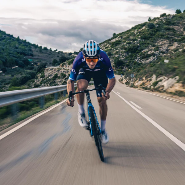 Maillot-unisex-mc-Oddisey-Movistar_Team-Gobik_3_600x