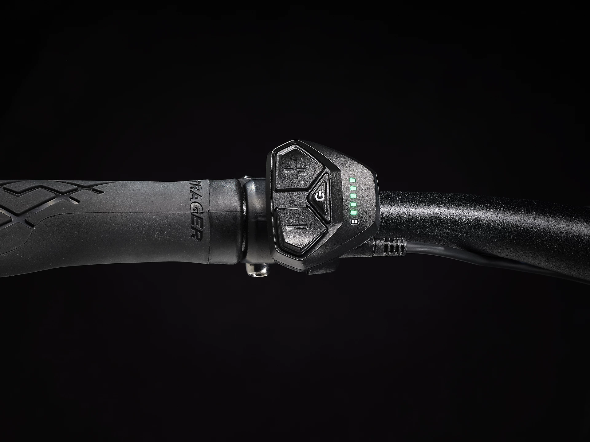 FXPlus2Stagger_23_35843_B_Alt4