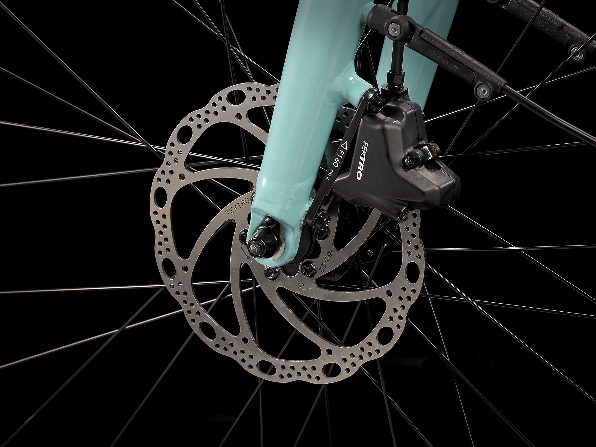 FXPlus2Stagger_23_35843_B_Alt8