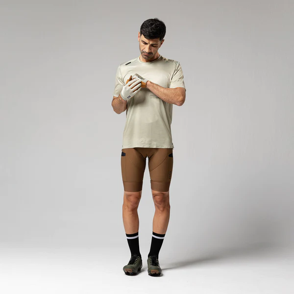 Guantes-largos-lynx_Abbey-Caps_Dye-Gobik_4_600x